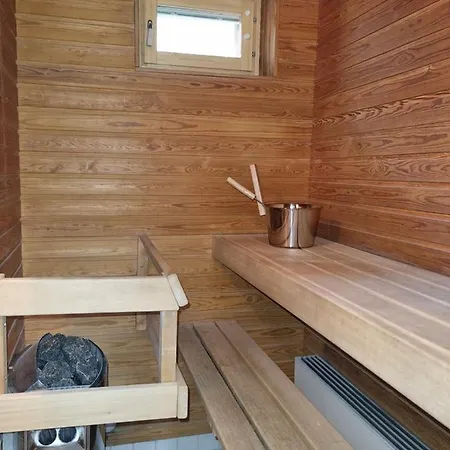Viihtyisae Saunallinen Kaksio Lentokentaen Laehellae Apartamento Vantaa