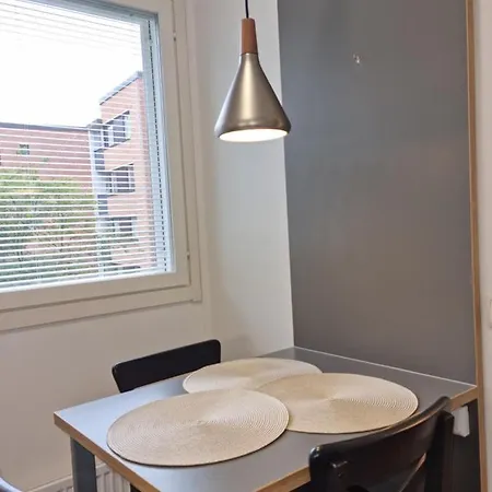 Viihtyisae Saunallinen Kaksio Lentokentaen Laehellae